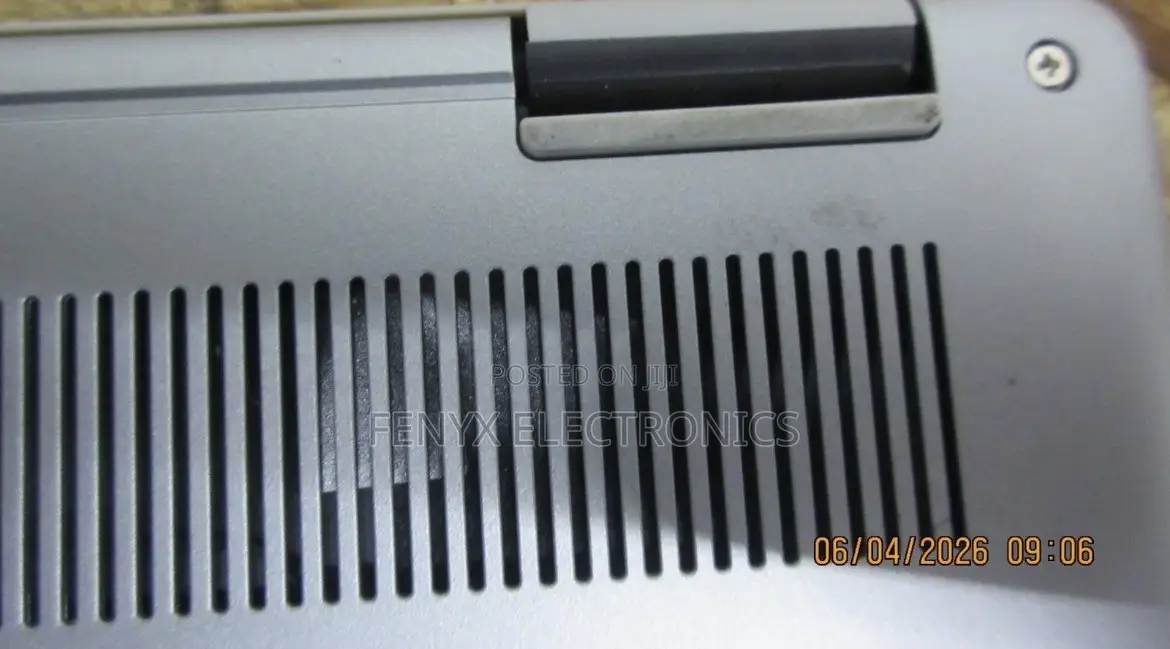 Laptop Dell Latitude 3301 8GB Intel Core i7 SSD 256GB