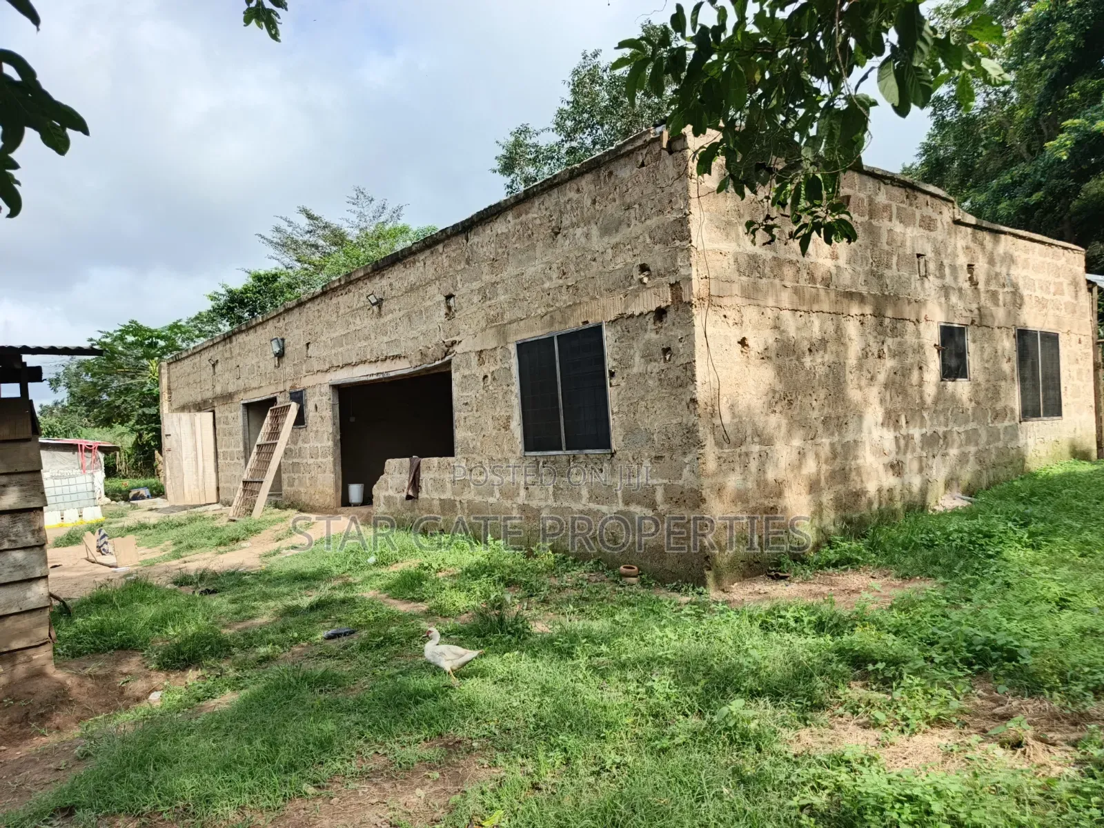 Poultry Farm Pig Farm for Sale ( 7 Acres Land)