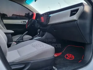 Toyota Corolla 2015 White