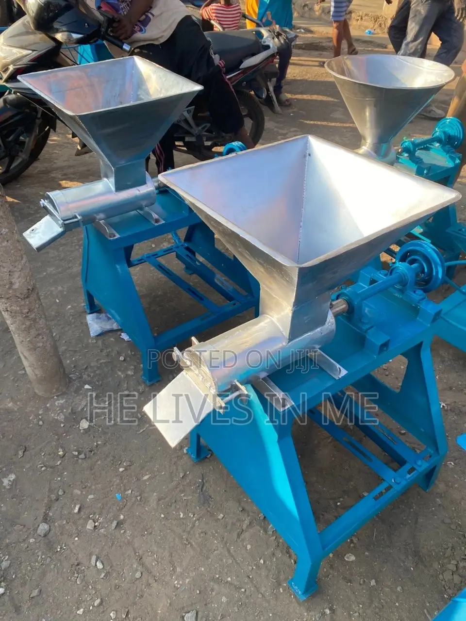 Grinder of Palm Fruits | Palm Nuts Grinder