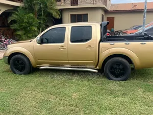 Nissan Navara 2016 Gold