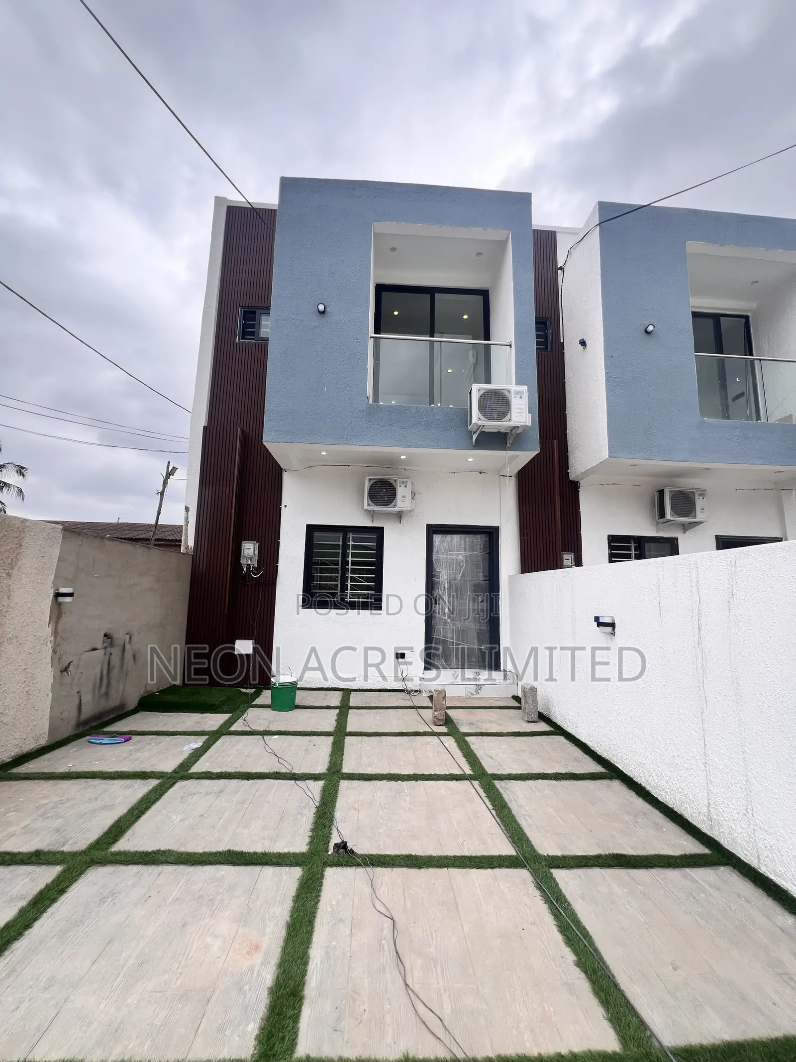 2bdrm House in Neon Boulevard, Nmai-Dzorn for sale