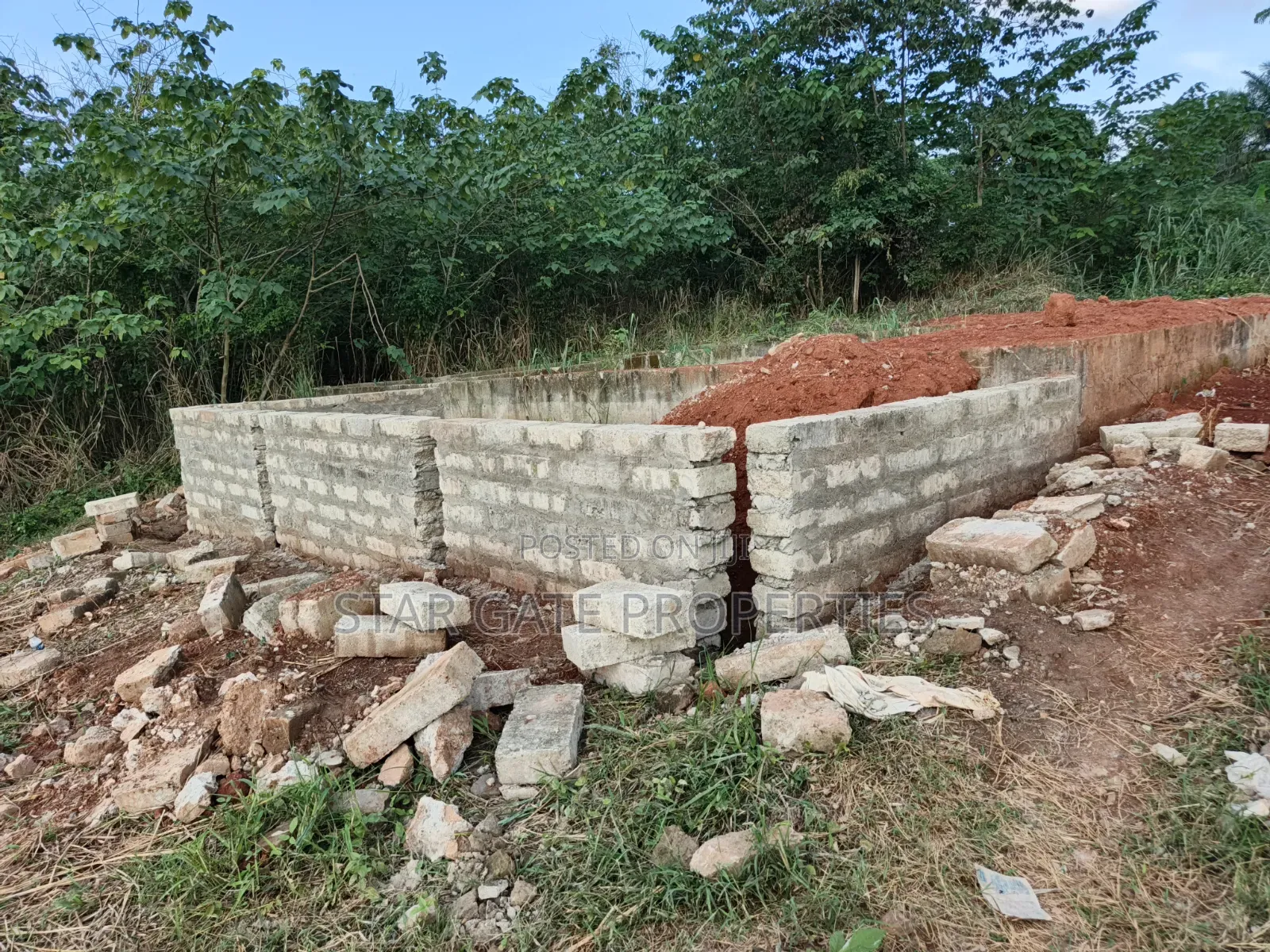 10 Plots for Sale at Barekese ( Near Agenda 111 Hospital)