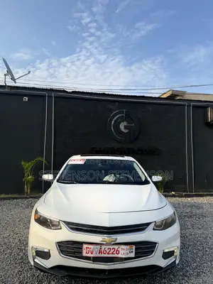 Chevrolet Malibu Premier 2018 White