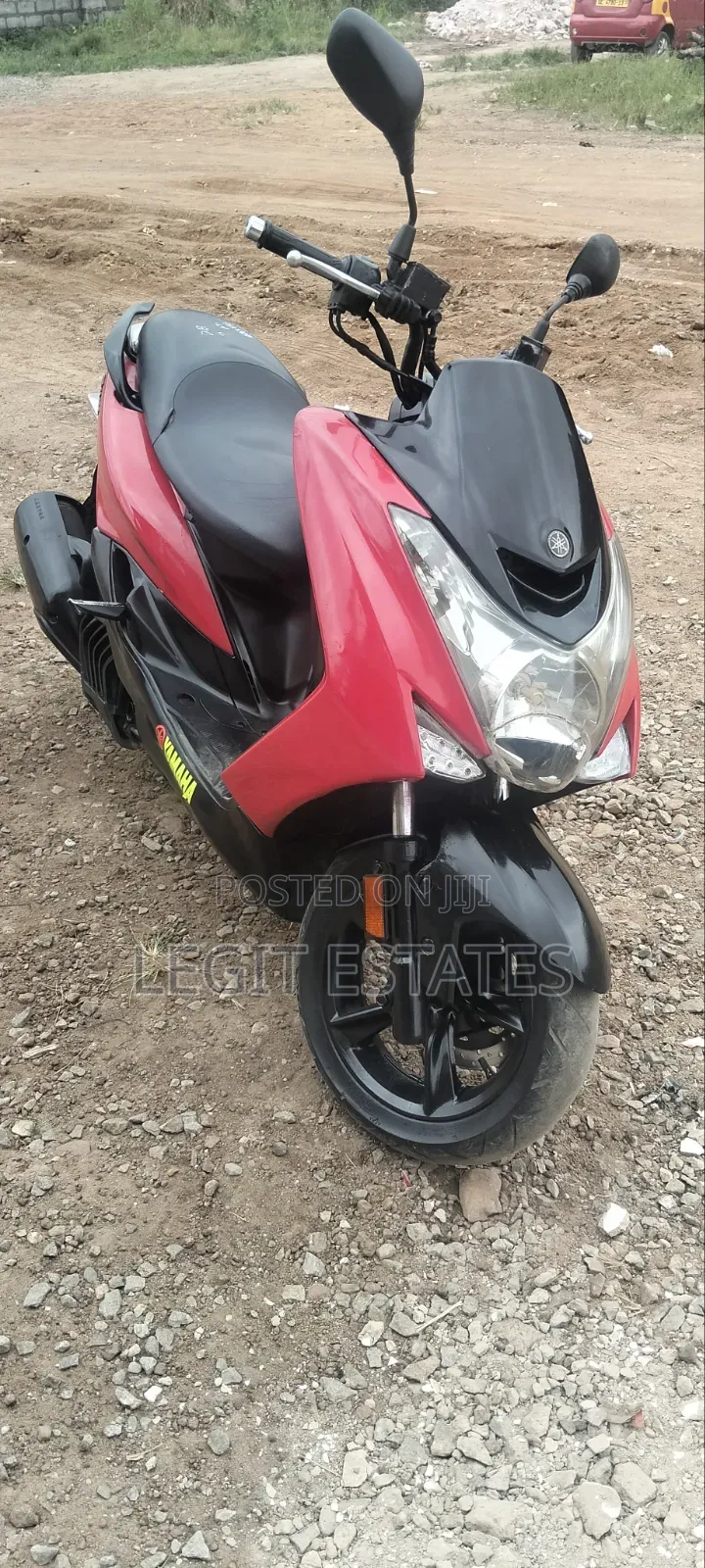 Yamaha 2019 Red