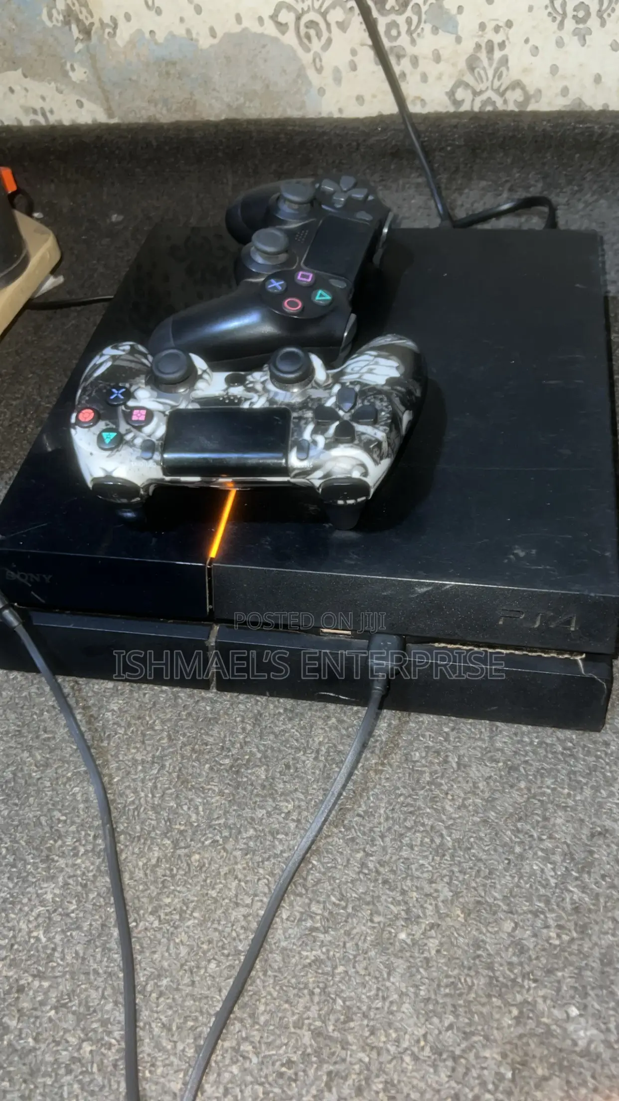 PLAYSTATION 4 Jailbreak