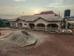 8bdrm House in Asuofia Kokoben., Kumasi Metropolitan for sale