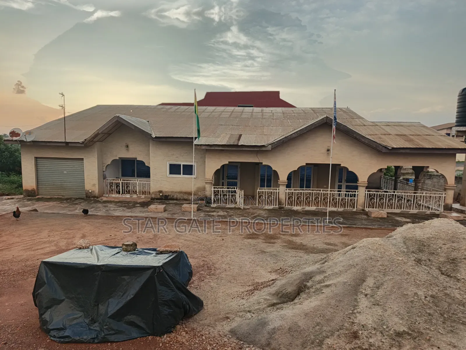 8bdrm House in Asuofia Kokoben., Kumasi Metropolitan for sale