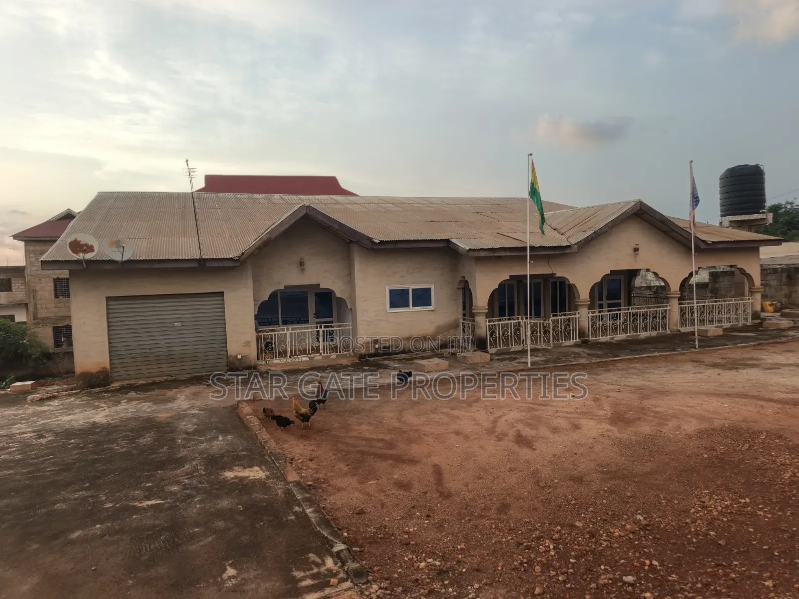 8bdrm House in Asuofia Kokoben., Kumasi Metropolitan for sale