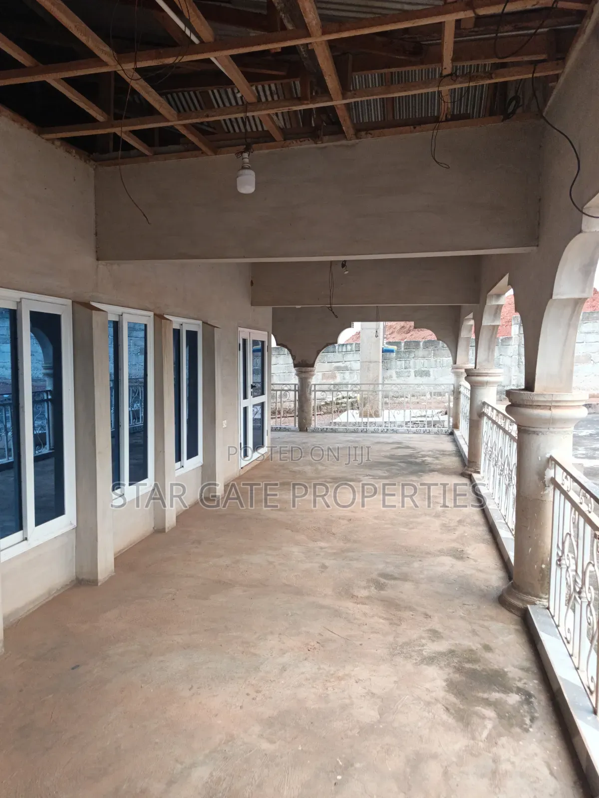 8bdrm House in Asuofia Kokoben., Kumasi Metropolitan for sale