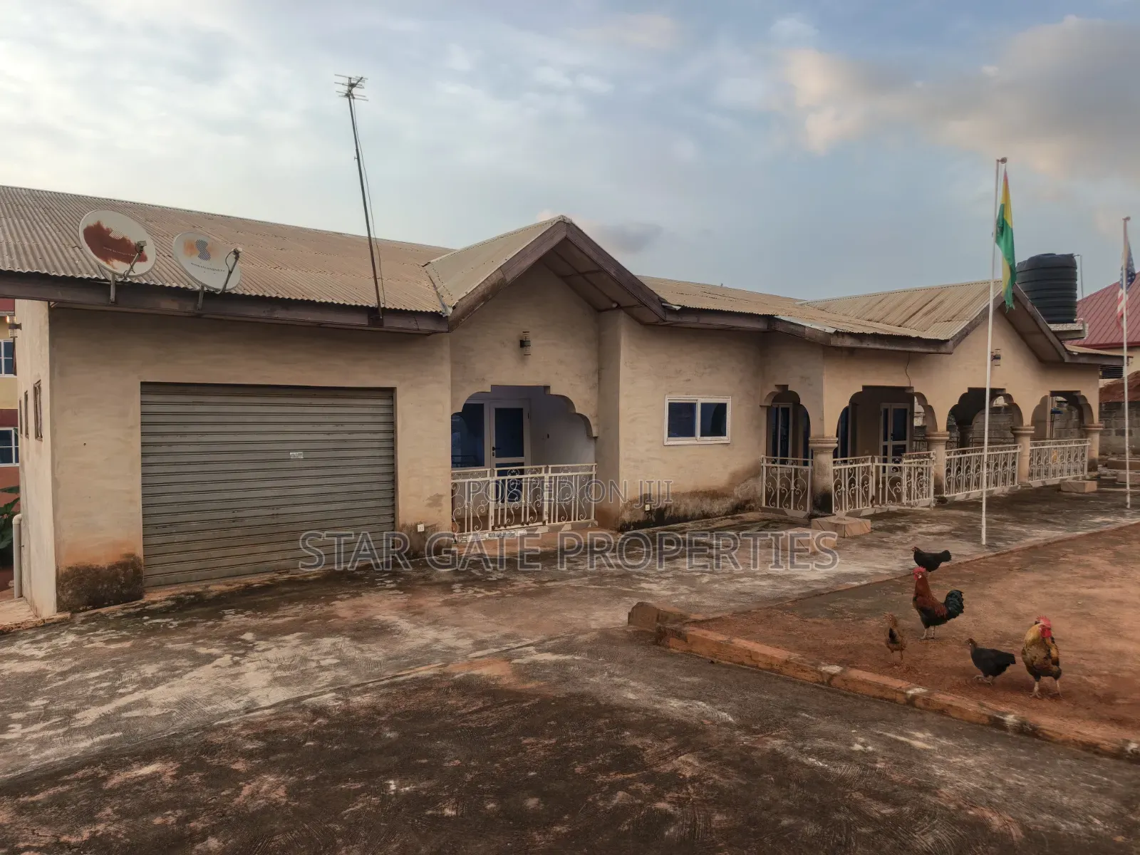 8bdrm House in Asuofia Kokoben., Kumasi Metropolitan for sale