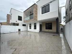 4bdrm House in Baatsona Total for sale