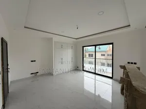 4bdrm House in Baatsona Total for sale