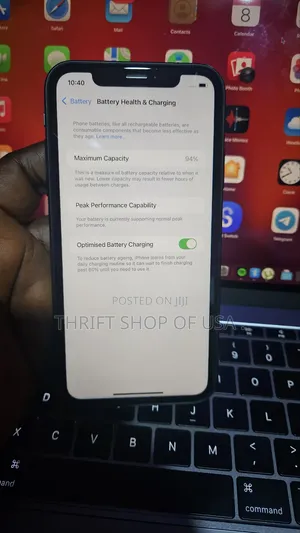 Apple iPhone XR 64 GB Black