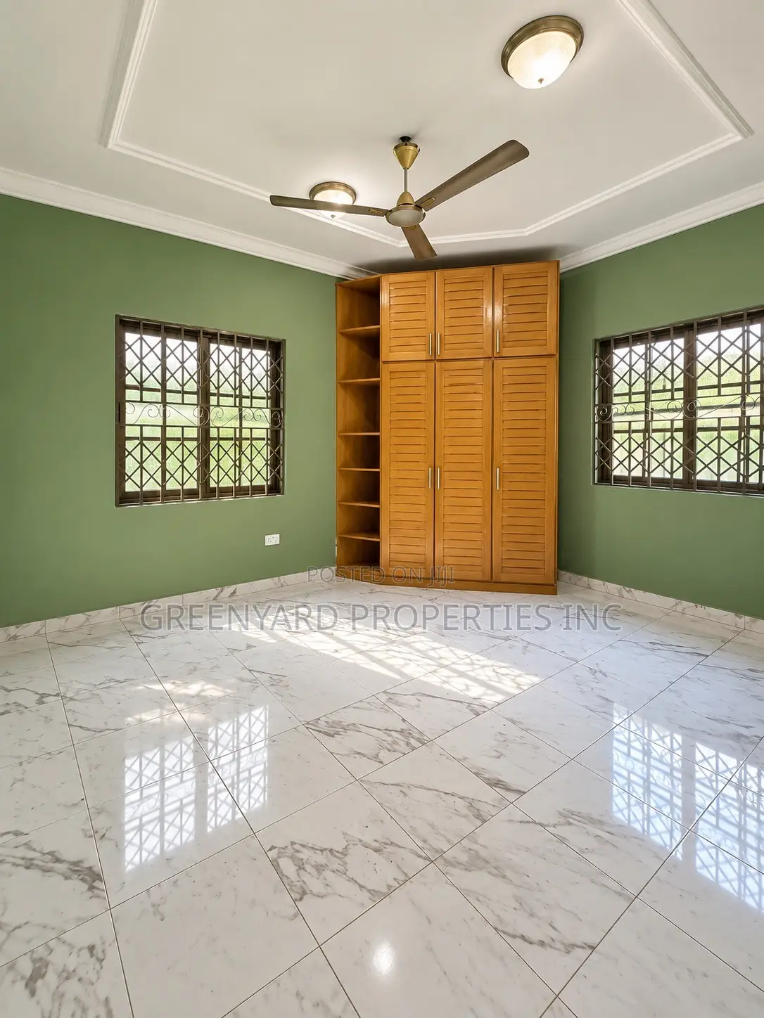 5bdrm House in American House, East Legon for rent