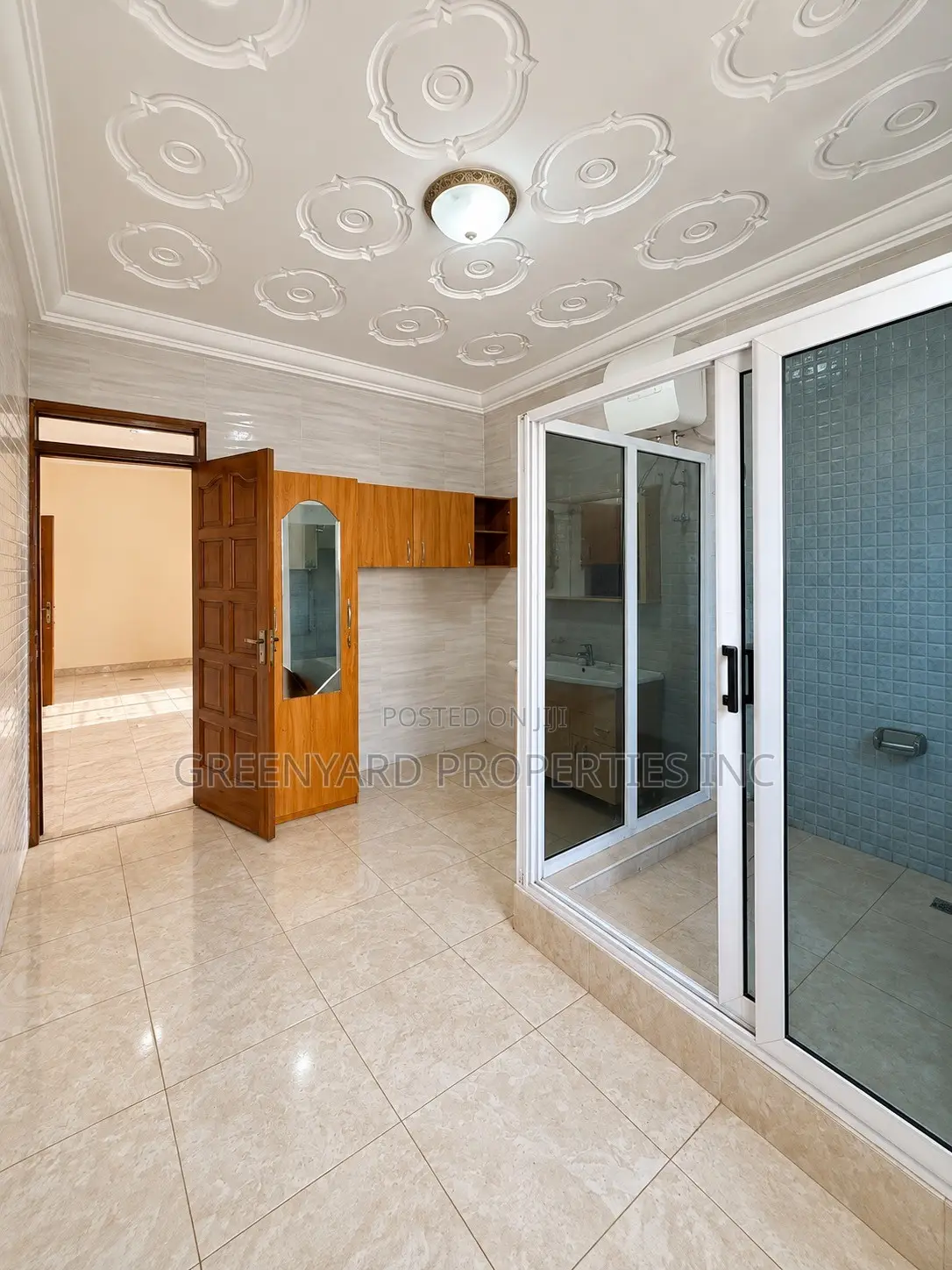 5bdrm House in American House, East Legon for rent