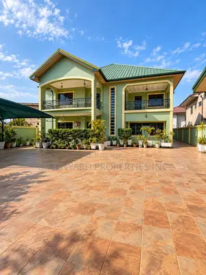 5bdrm House in American House, East Legon for rent