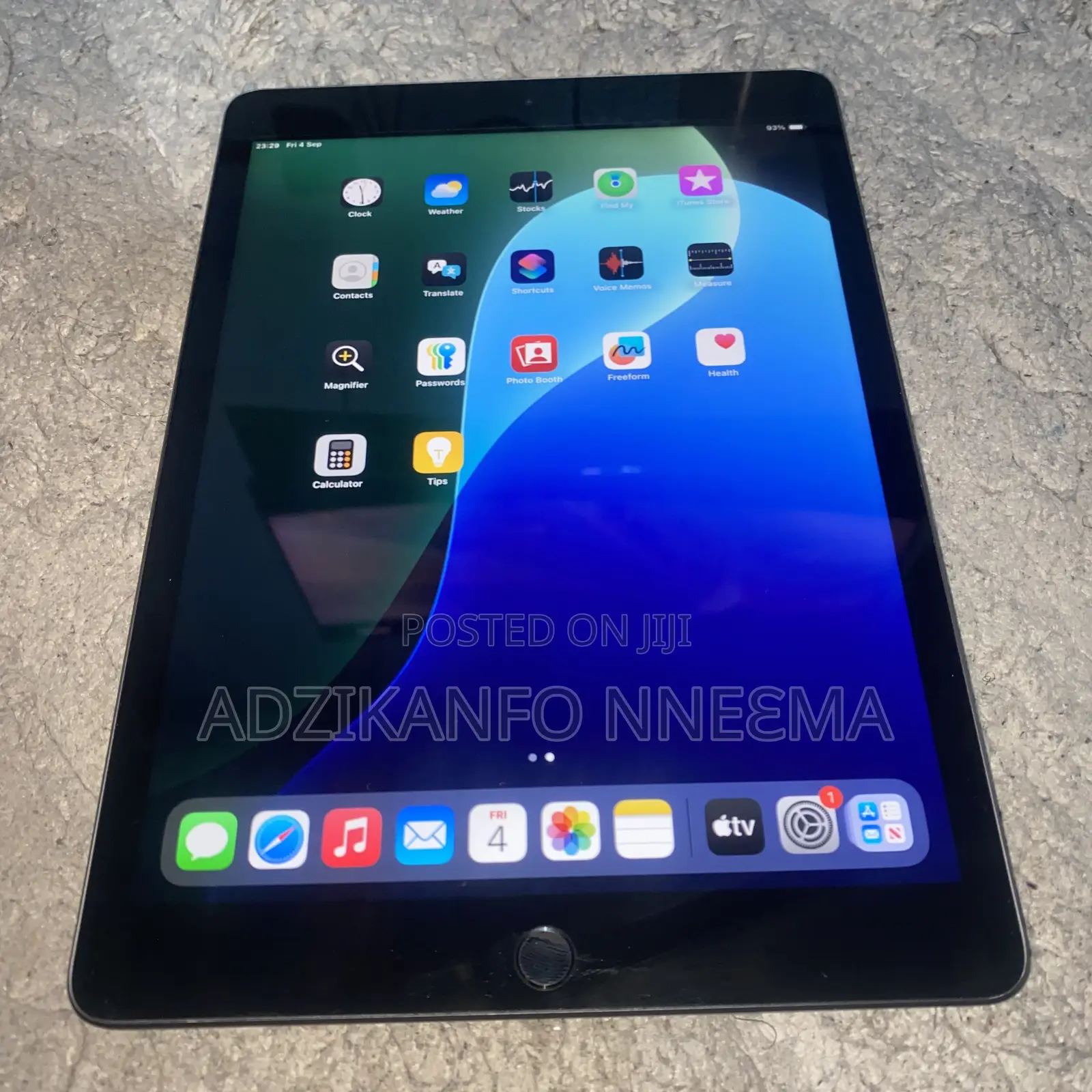 Apple iPad 10.2 (2021) 64 GB Gray