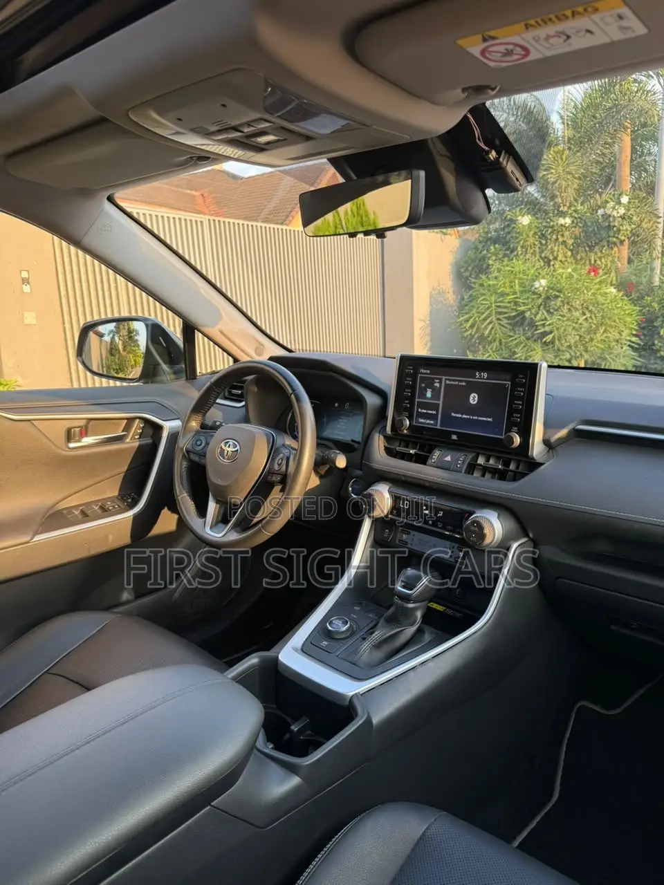 Toyota RAV4 XLE Premium AWD 2024 Gray