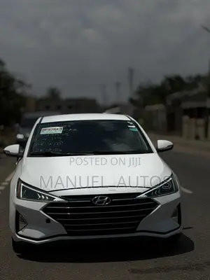 Hyundai Elantra SEL 2019 White