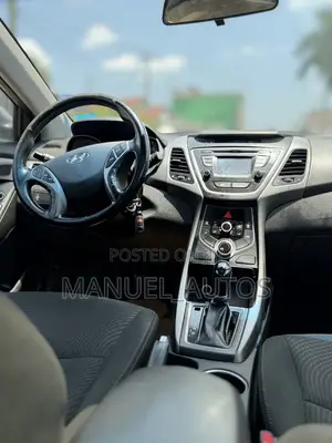 Hyundai Elantra SE Sedan FWD (1.8L 4cyl 6A) 2016 Gray