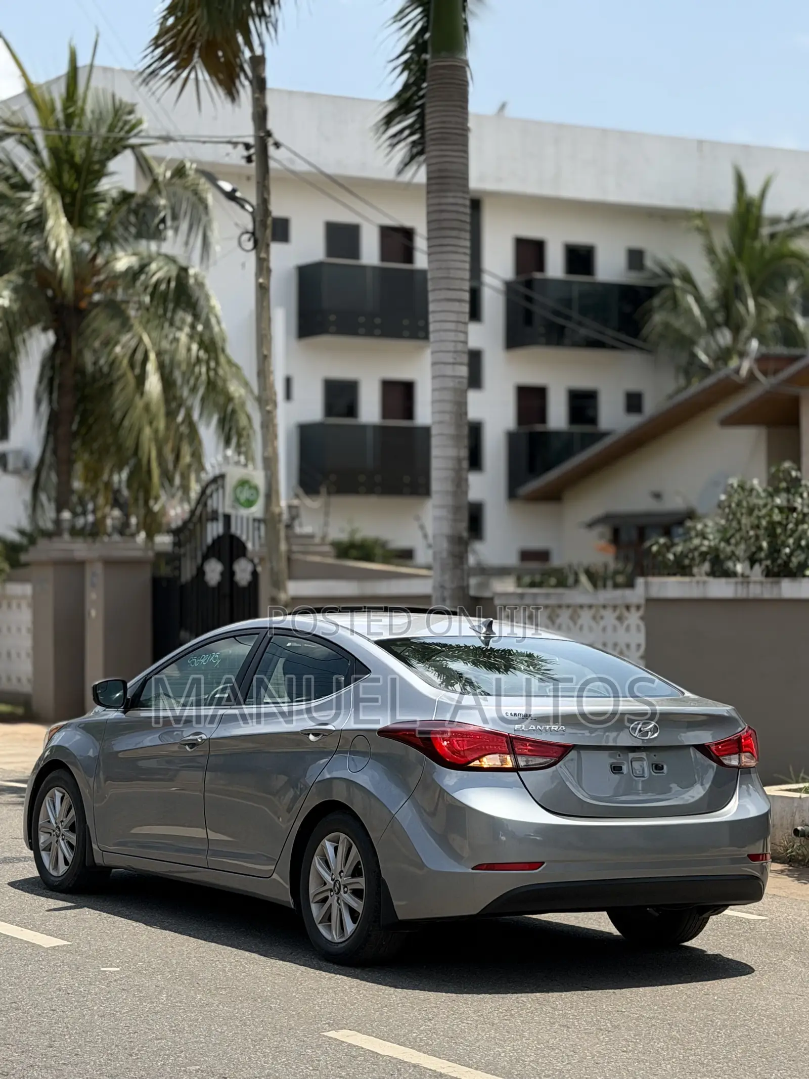 Hyundai Elantra SE Sedan FWD (1.8L 4cyl 6A) 2016 Gray