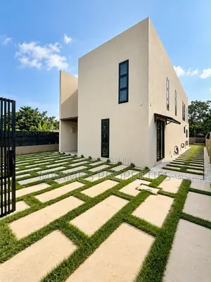 3bdrm Duplex in Oyarifa Mall Area for rent