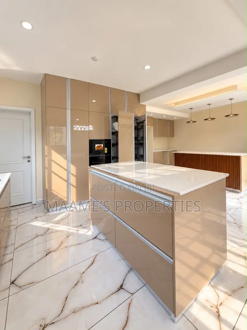 3bdrm Duplex in Oyarifa Mall Area for rent