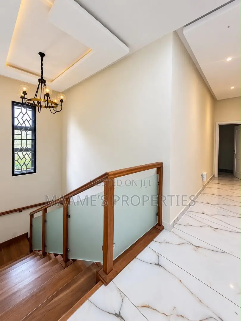 2bdrm Duplex in Oyarifa Mall Area for rent