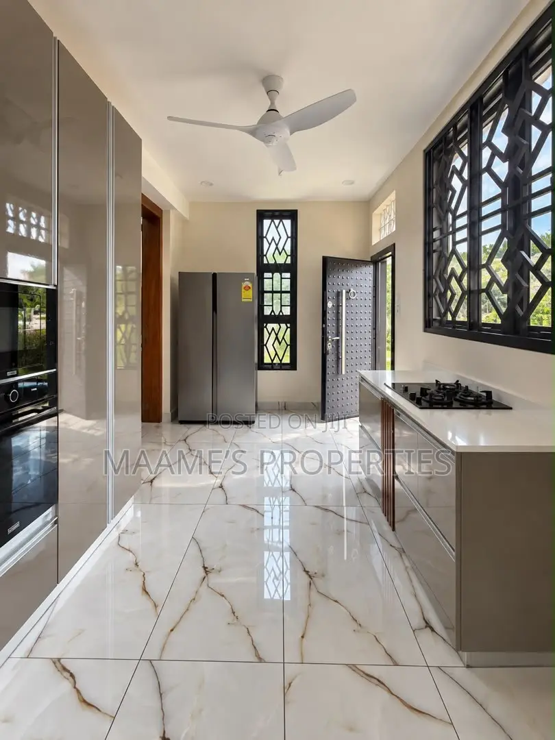 2bdrm Duplex in Oyarifa Mall Area for rent