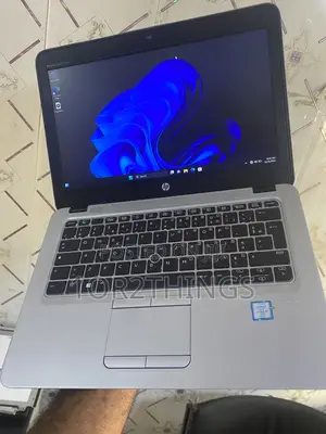 Laptop HP EliteBook 840 G2 8GB Intel Core i5 HDD 500GB