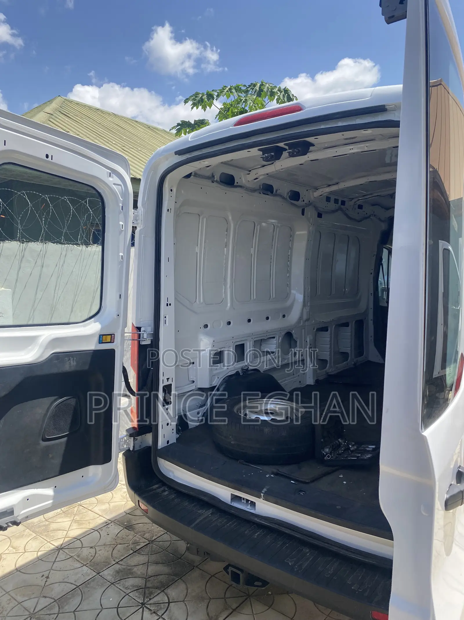 Ford Transit 2015 White