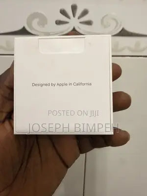 Apple AirPods 4 With Noise Cancellation