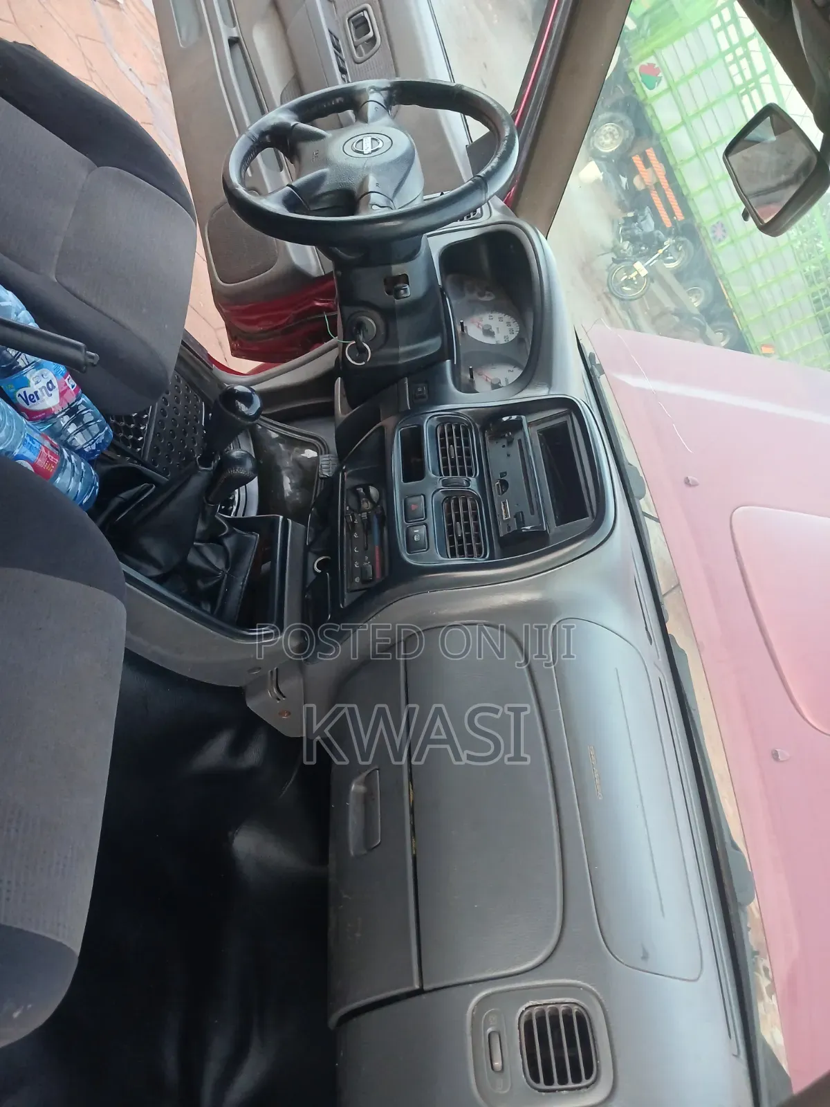 Nissan Navara 2004