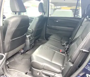 Honda Pilot Touring 8-Passenger 2021