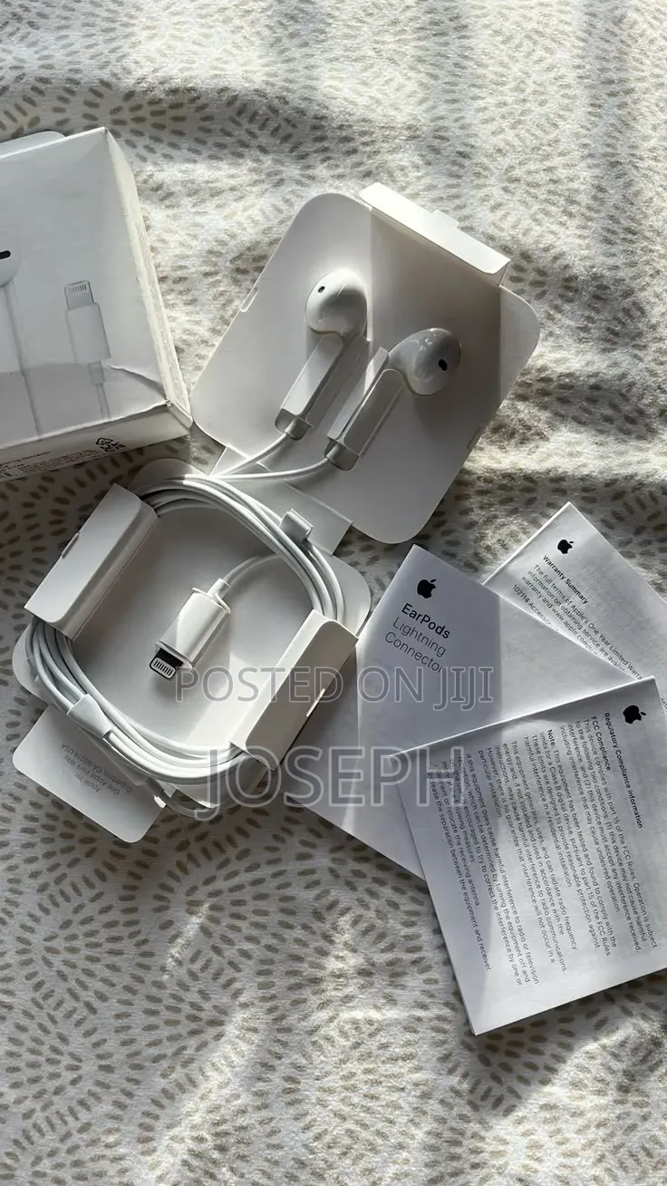 Original Apple Direct Type C to C Brash Earpiece