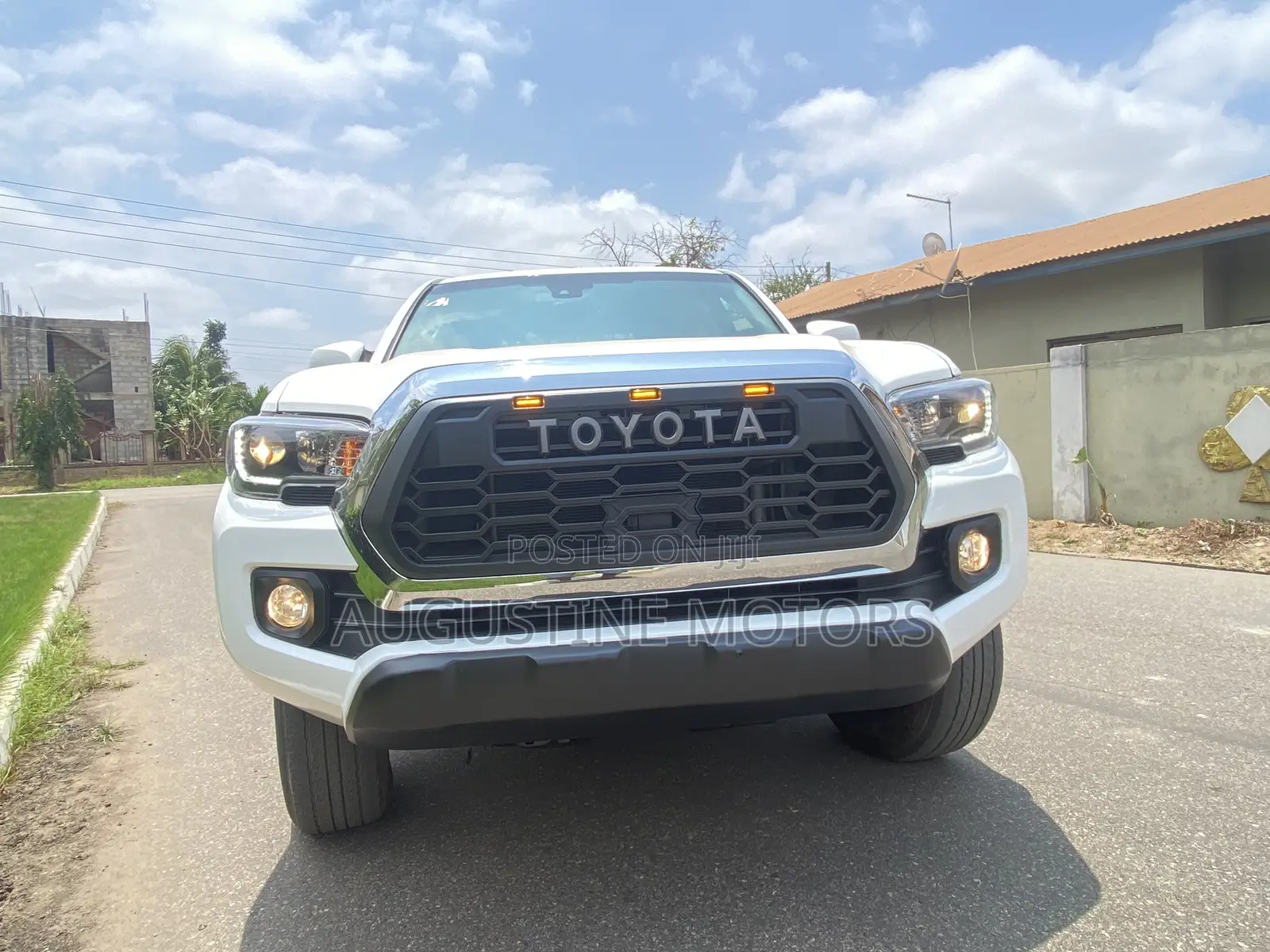 Toyota Tacoma SR Double Cab 5' Bed V6 AT 2023 White