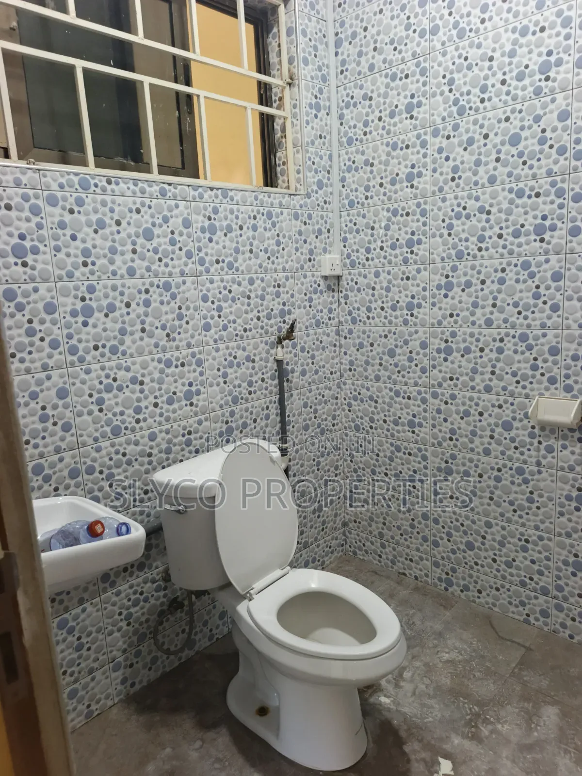 2bdrm Block of Flats in Koforidua Okorase, New-Juaben Municipal