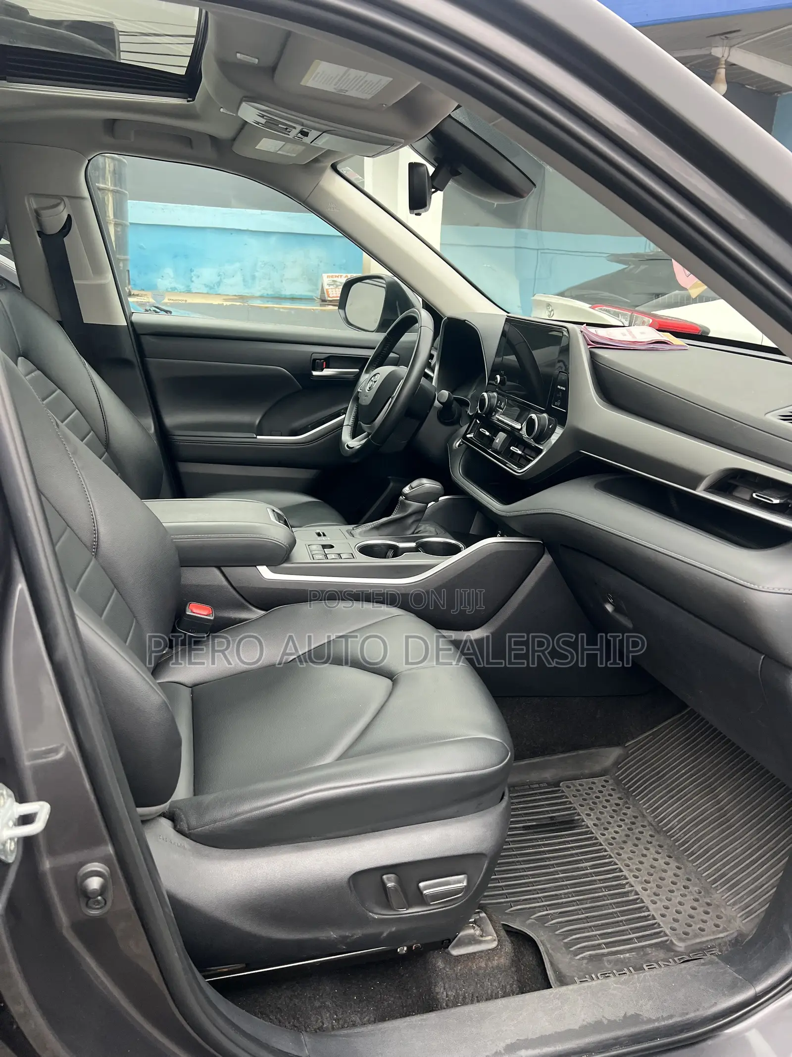 Toyota Highlander 2024 Gray