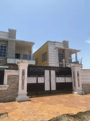 4bdrm Duplex in Sharp-Connect., West Hills Mall Area for rent