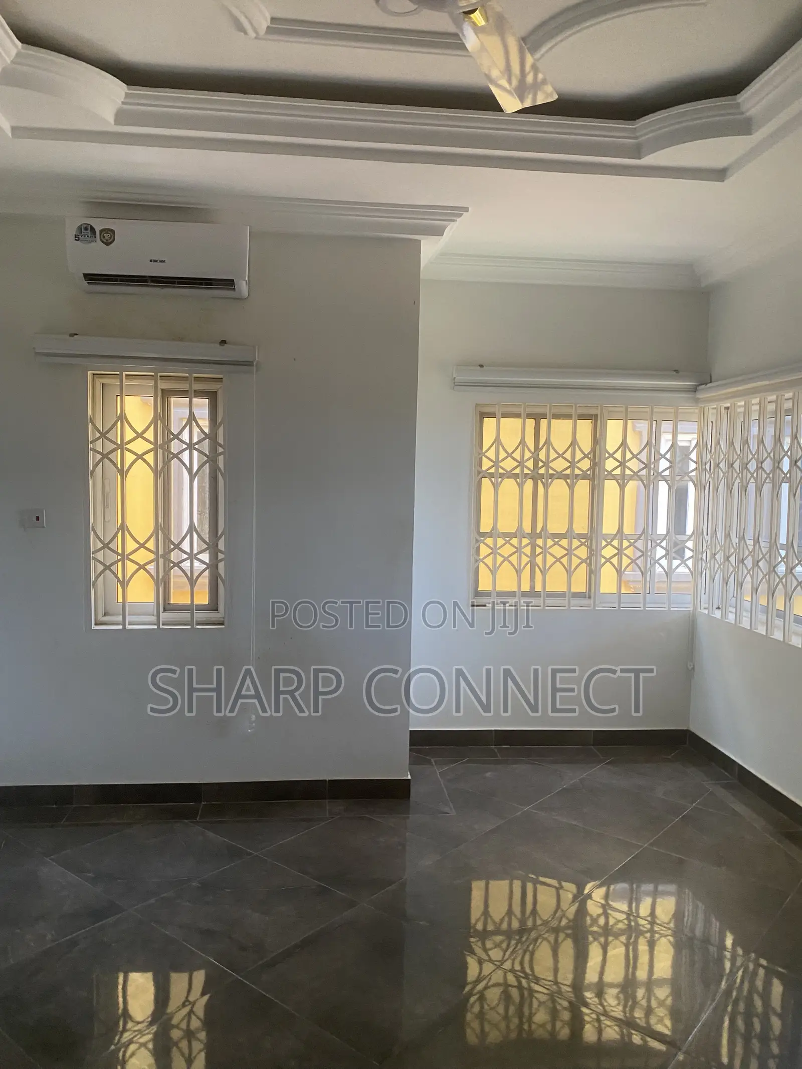 4bdrm Duplex in Sharp-Connect., West Hills Mall Area for rent