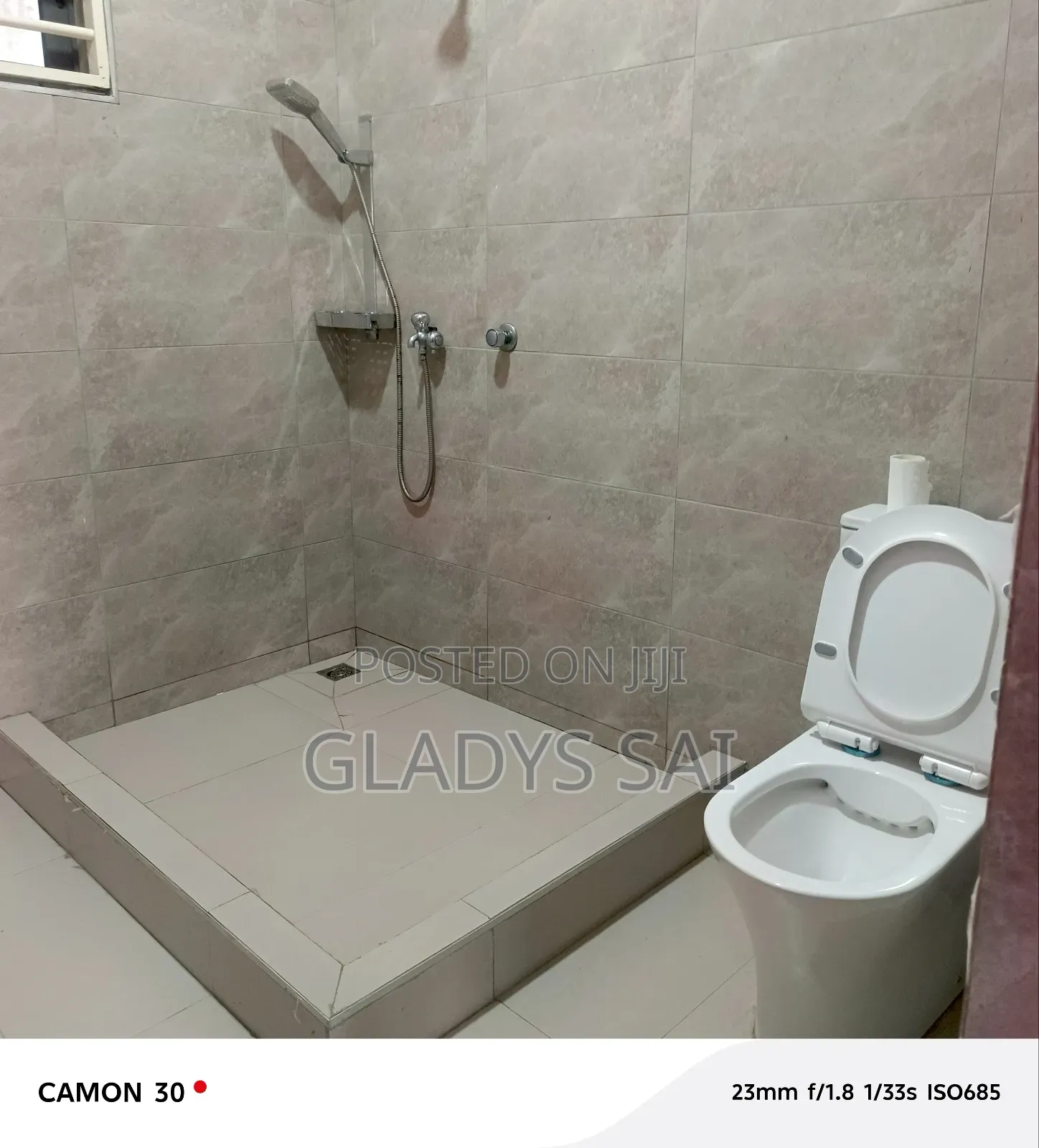 Studio Apartment in Signature Home And, Tseaddo for rent