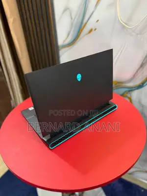 Laptop Dell Allenware M15 R5 16GB Intel Core i7 SSD 16 GB