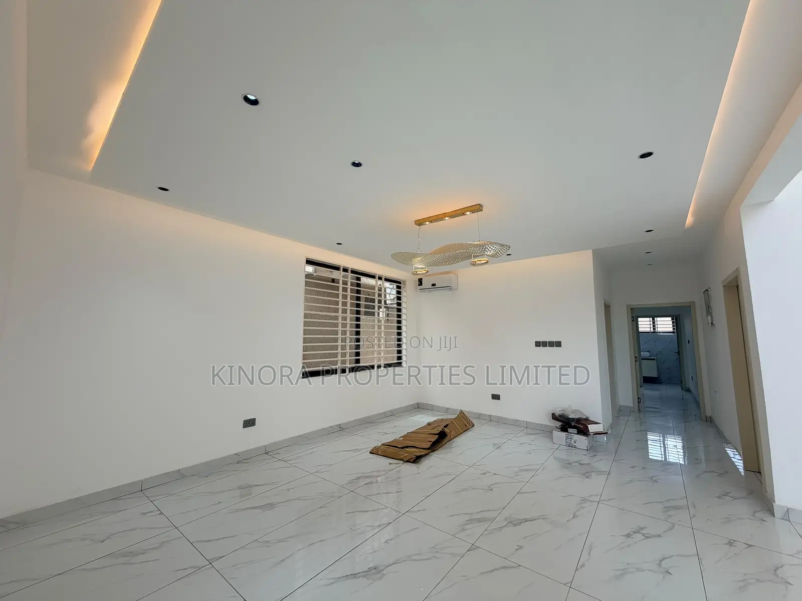 5bdrm Duplex in East Legon Ogbojo, Greater Accra for sale