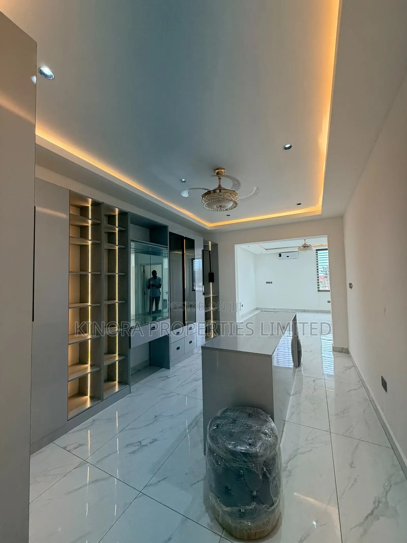 5bdrm Duplex in East Legon Ogbojo, Greater Accra for sale