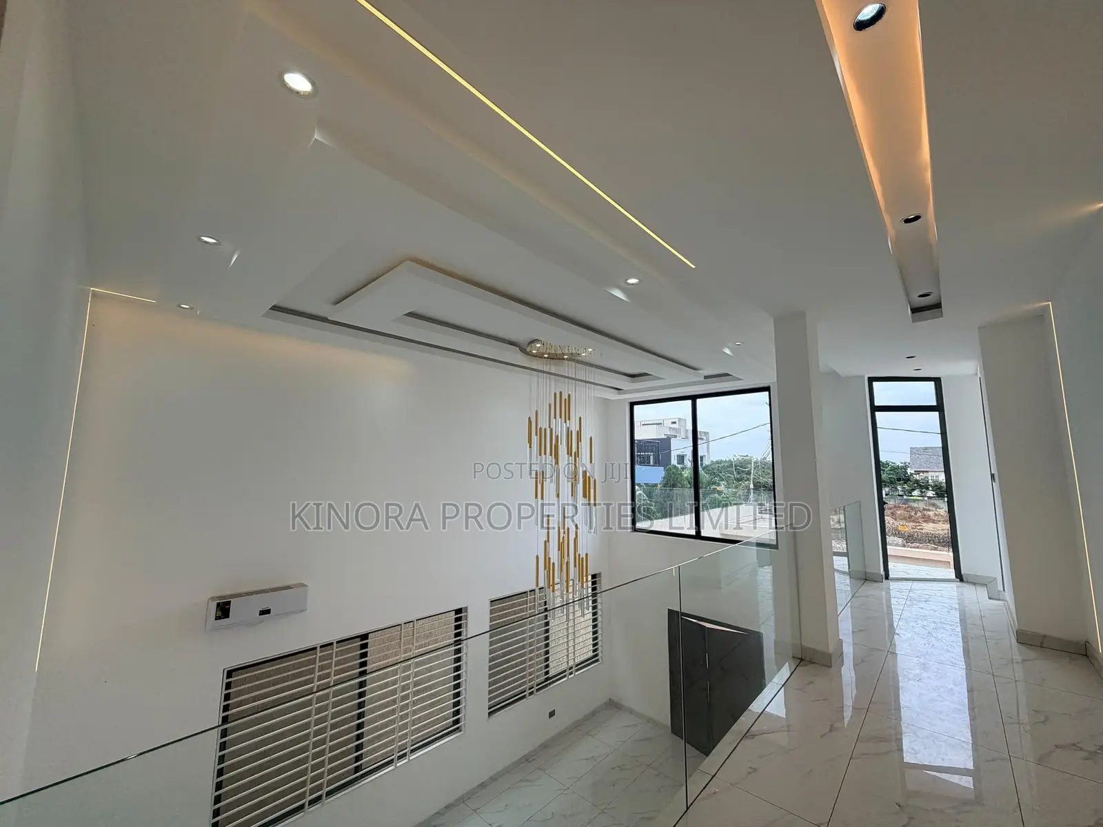 5bdrm Duplex in East Legon Ogbojo, Greater Accra for sale