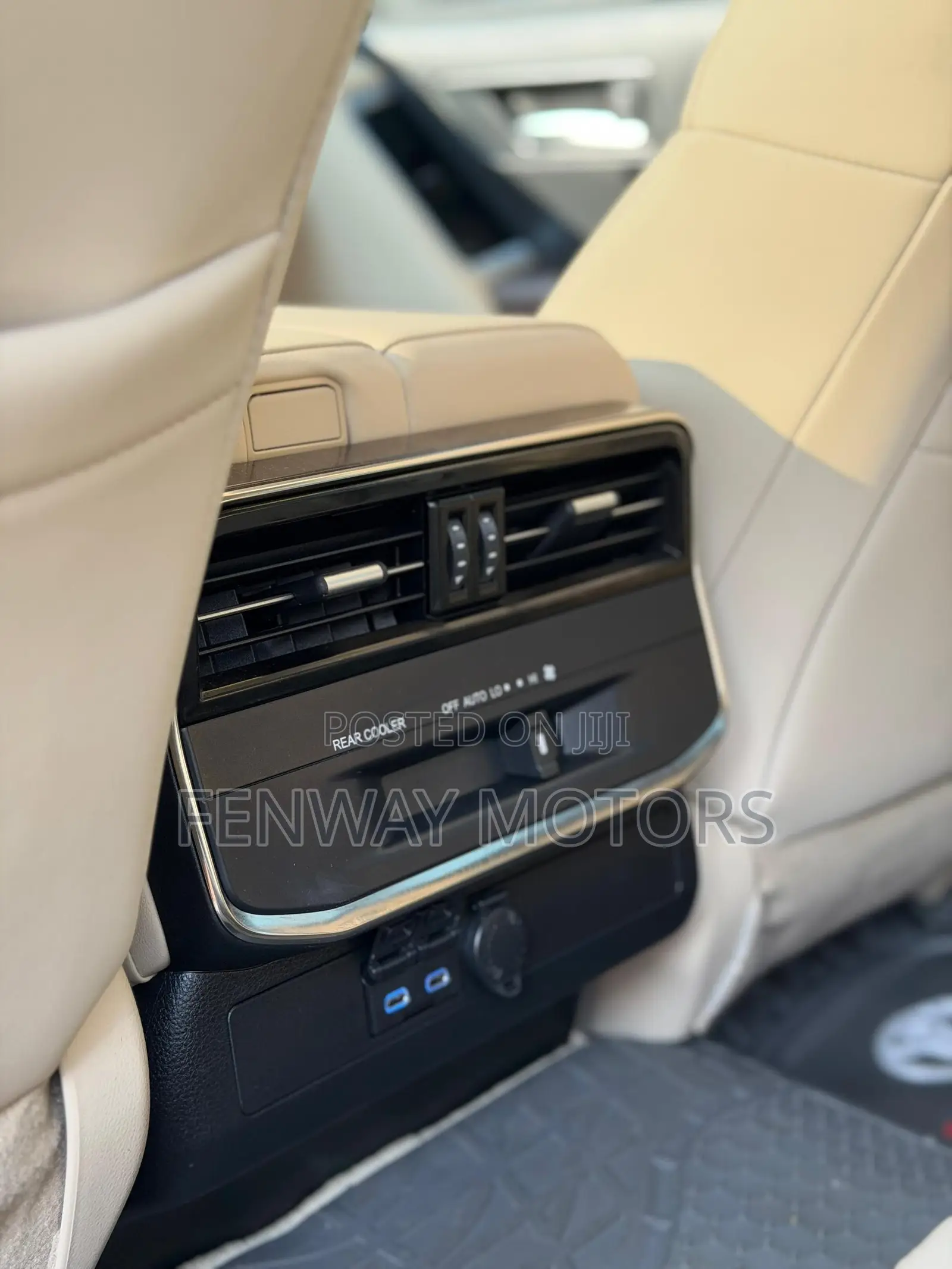 Toyota Land Cruiser 4.5 V8 VXR 2021 Black