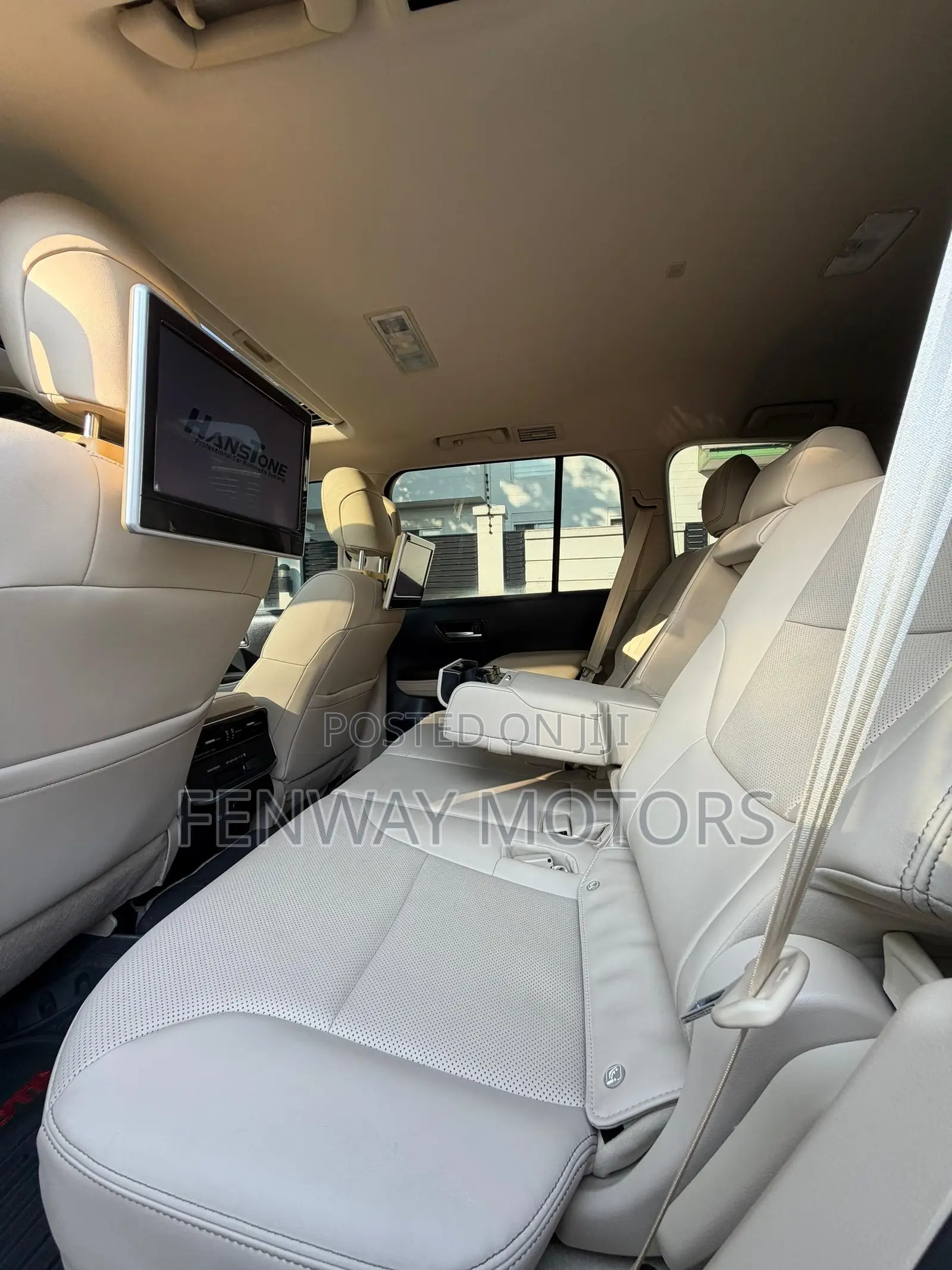 Toyota Land Cruiser 4.5 V8 VXR 2021 Black