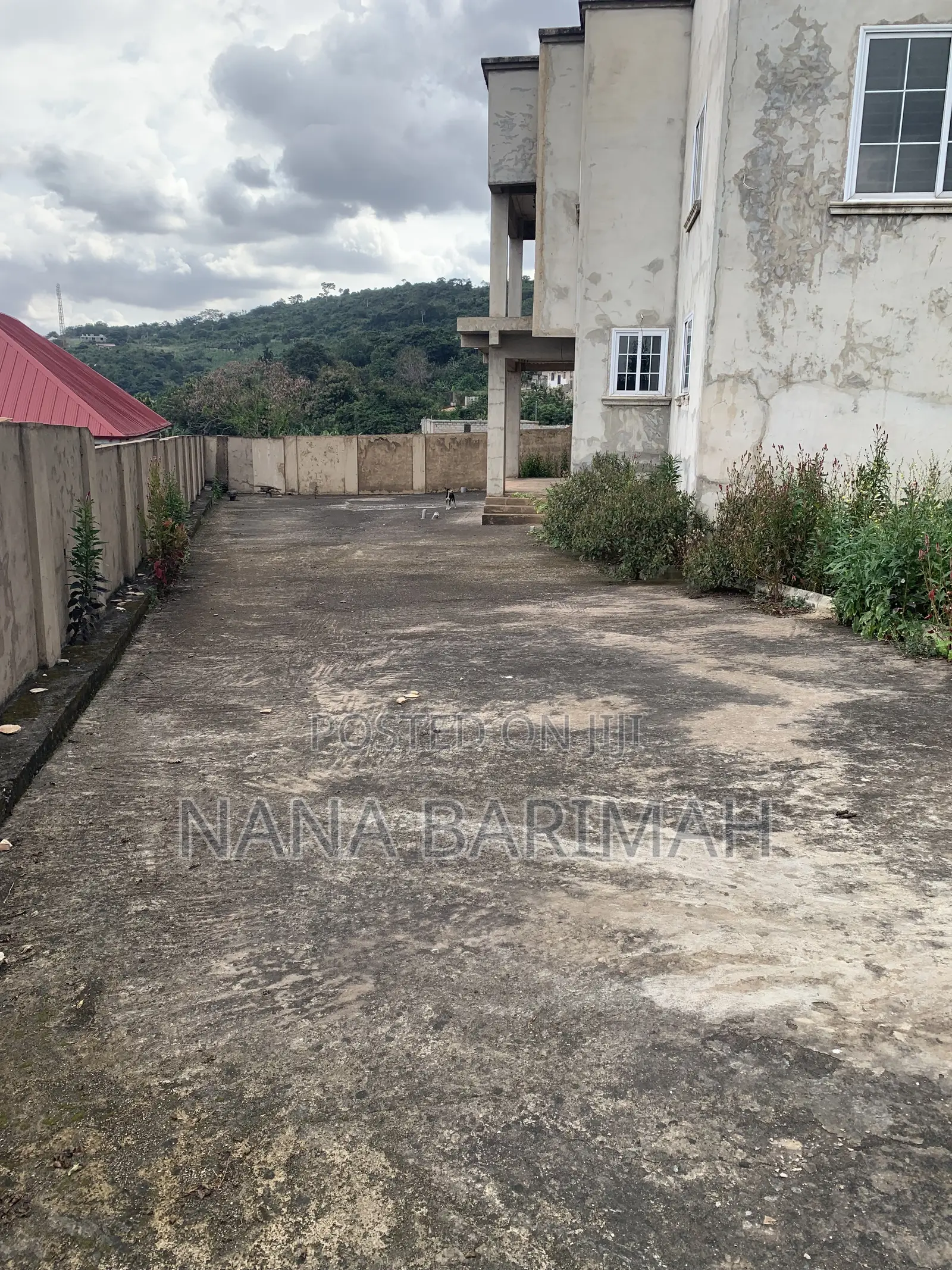 4bdrm Mansion in Boi for sale