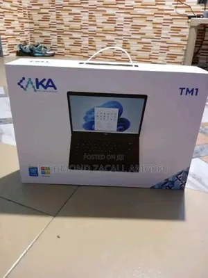 New Laptop 4GB Intel SSD 256GB
